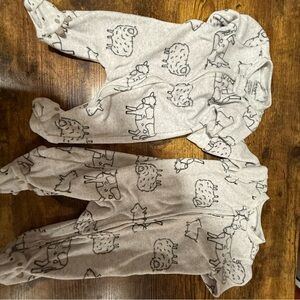 Carter's Gray Animal Print Footies